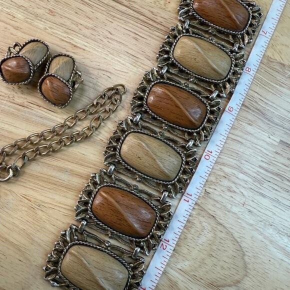 Vintage Wood Grain Panel Bracelet & Heart Charm Bracelet & Clip-On Earrings Set - Picture 8 of 10